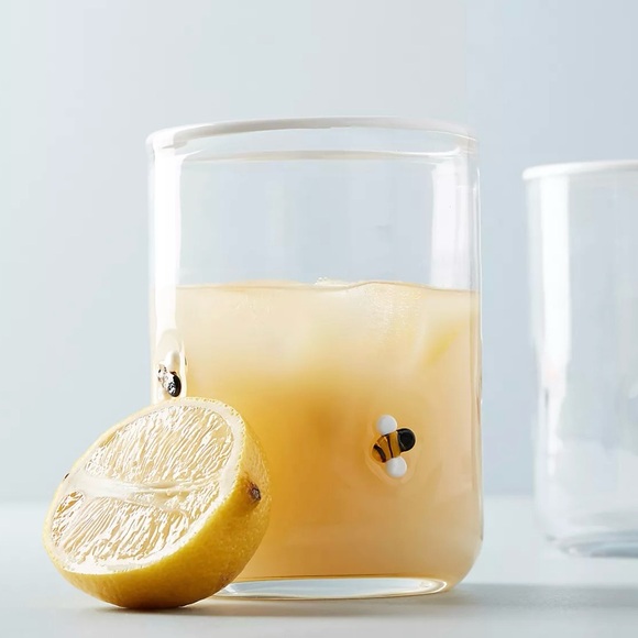 Anthropologie Set of 4 Lola Bee Icon Juice Glasses NWT - Picture 4 of 14